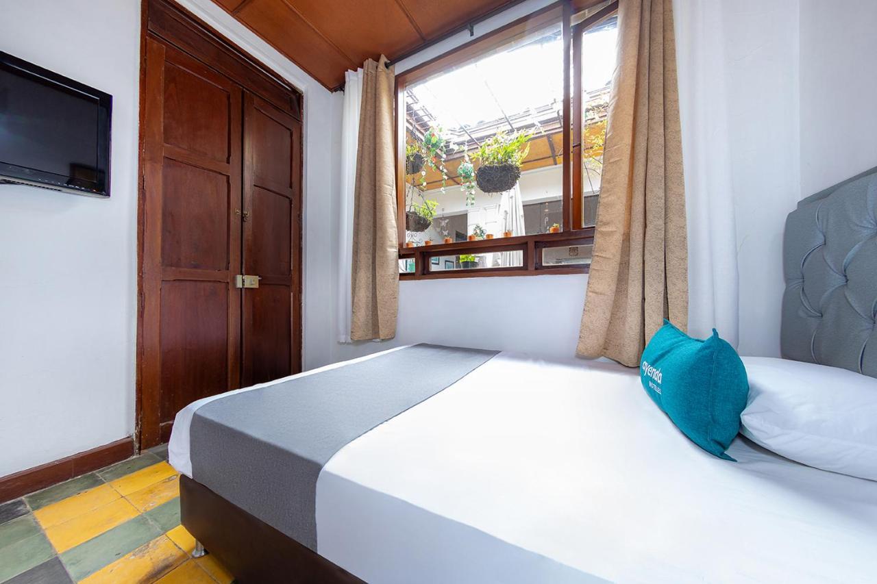 Ayenda Sarayu House Hotel Меделин Екстериор снимка